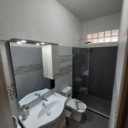 Menta Apartment Tolo